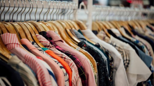 Vinted: Znaczenie rynku mody z drugiej ręki w Polsce rośnie!