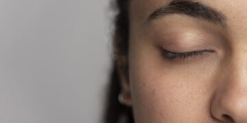 cienie pod oczami redukcja