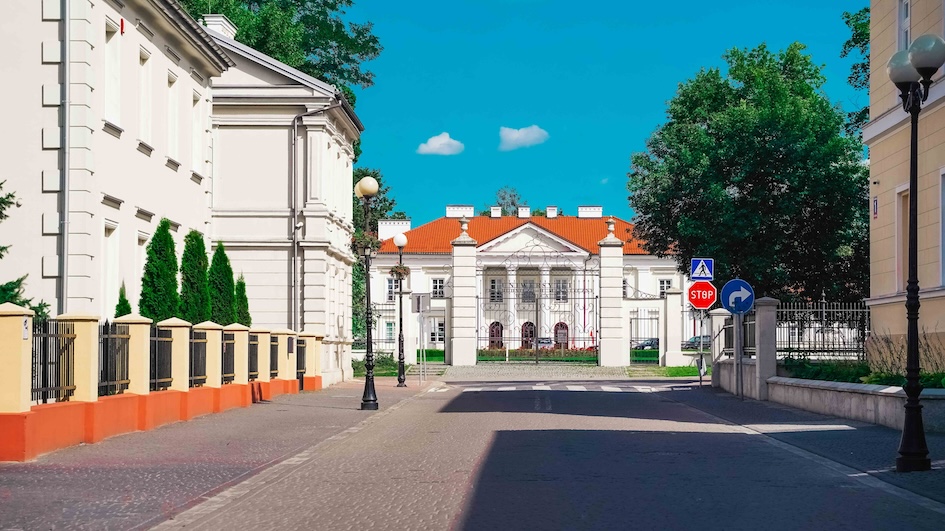 Matura to bzudra? Dla pracodawcy niekoniecznie… - FEMNEWS.pl Matura to bzudra? Dla pracodawcy niekoniecznie…