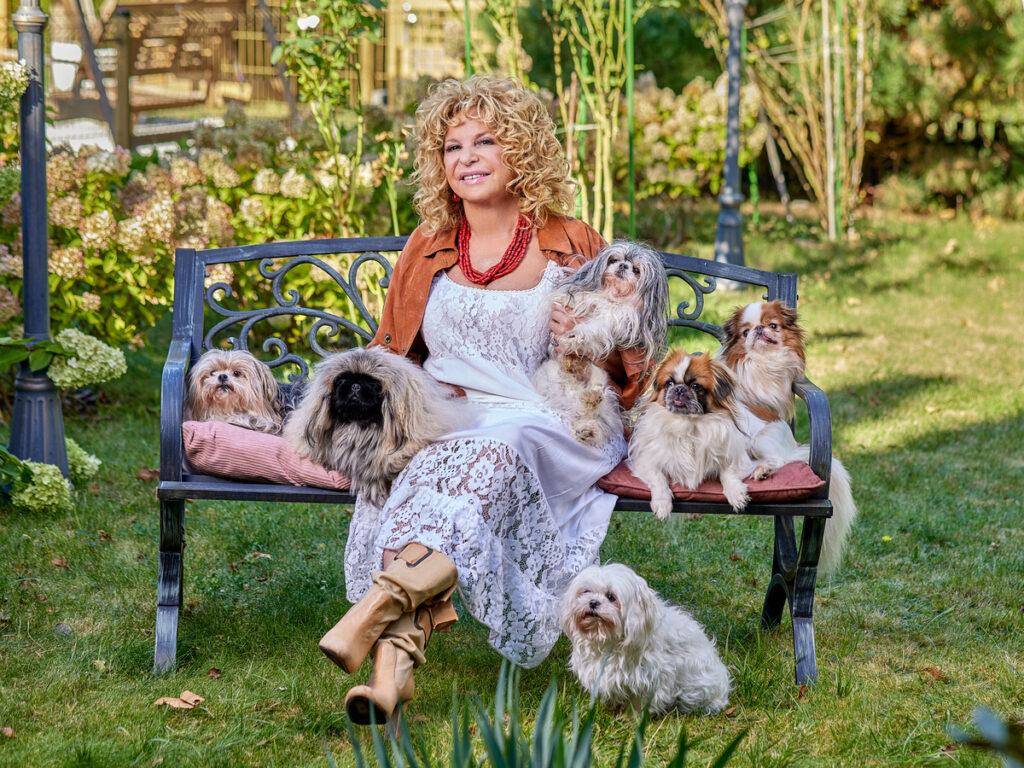 Dwie miłości życia Małgorzaty Potockiej: teatr i pekińczyki - FEMNEWS.pl Dwie miłości życia Małgorzaty Potockiej: teatr i pekińczyki