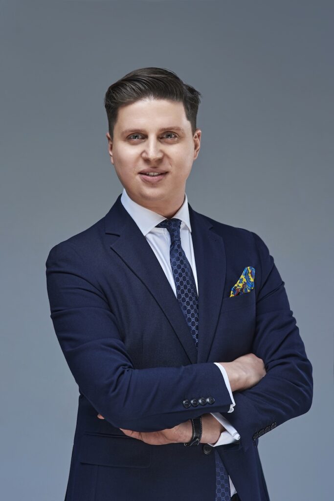 Impreza w domu? Uważaj, bo możesz zapłacić nawet 5 tysięcy złotych! - FEMNEWS.pl Impreza w domu? Uważaj, bo możesz zapłacić nawet 5 tysięcy złotych!