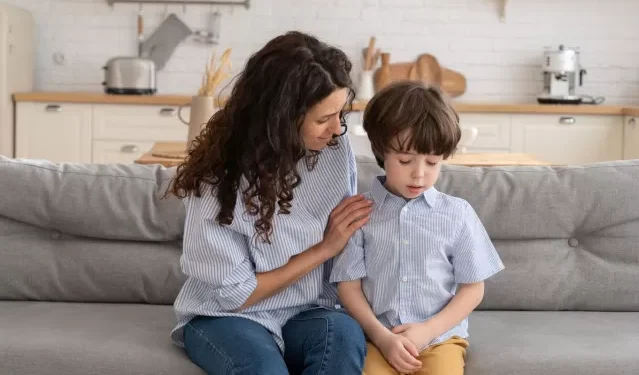 Nie mów „bo tak” Jak rozmawiać z dziećmi, by słuchały, a nie walczyły - FEMNEWS.pl Nie mów „bo tak” Jak rozmawiać z dziećmi, by słuchały, a nie walczyły