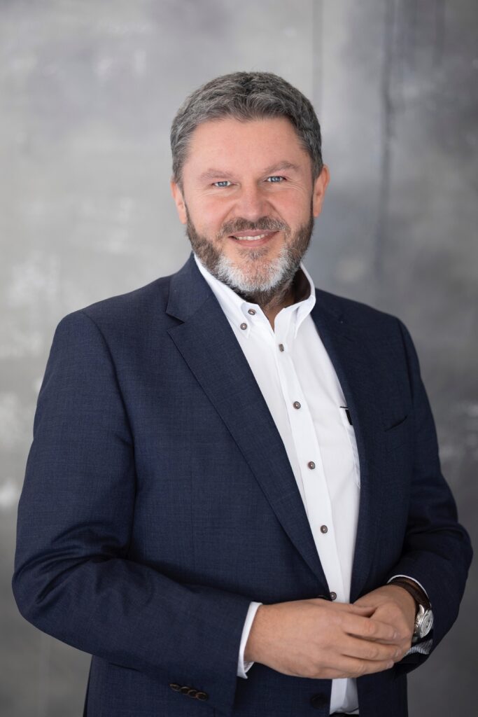 To my stworzyliśmy generację Z. Dlaczego nadmierna opiekuńczość to przemoc?