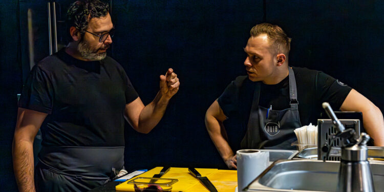 MAGIA ŁĄCZENIA: JAK FOOD PAIRING ZMIENIA SPOSÓB, W JAKI JEMY