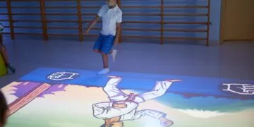 badania-potwierdzaja-polska-interaktywna-podloga-magiczny-dywan-kinebi-skutecznie-wspiera-funkcje-poznawcze-dzieci