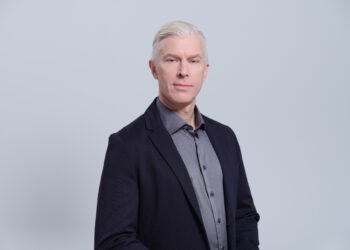 co-decyduje-o-sukcesie-w-pracy-z-ai-cechy-i-kompetencje-ktore-warto-rozwijac