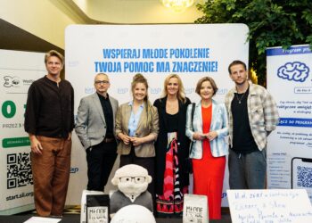 sztuka-niesie-pomoc-artysci-dla-mlodego-pokolenia-na-jubileuszowej-konferencji-wallstreet-30-w-karpaczu